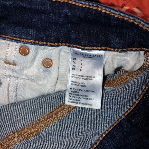 American Eagle midi midrise size 4 shorts - Picture 4 of 5